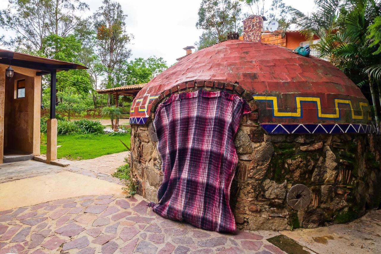Hotel Hacienda Coyotes Zapotlanejo Exterior foto